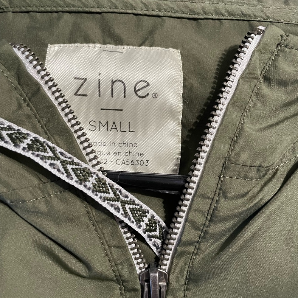 Small wind breaker